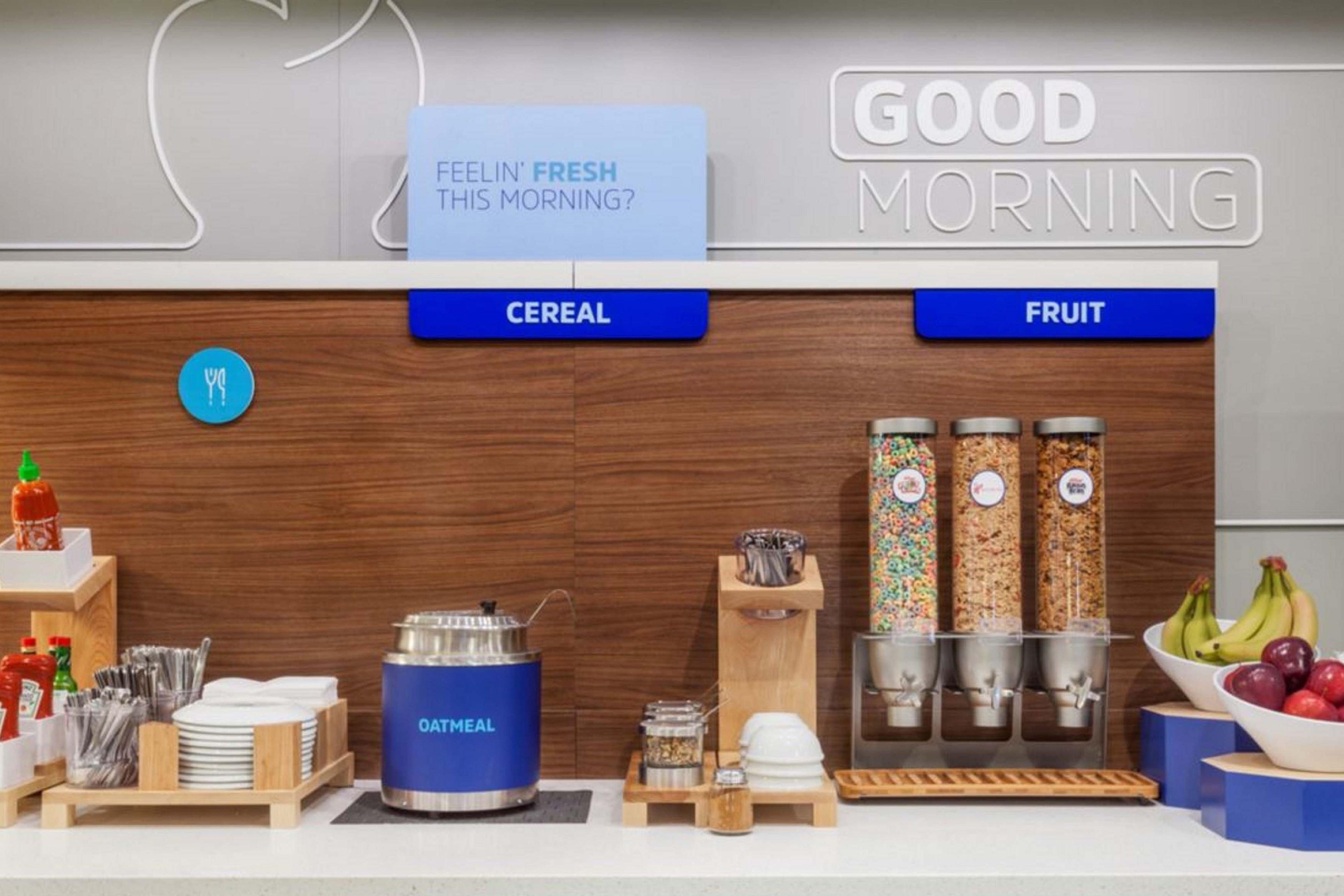Hotel Express San Diego South - National By Ihg