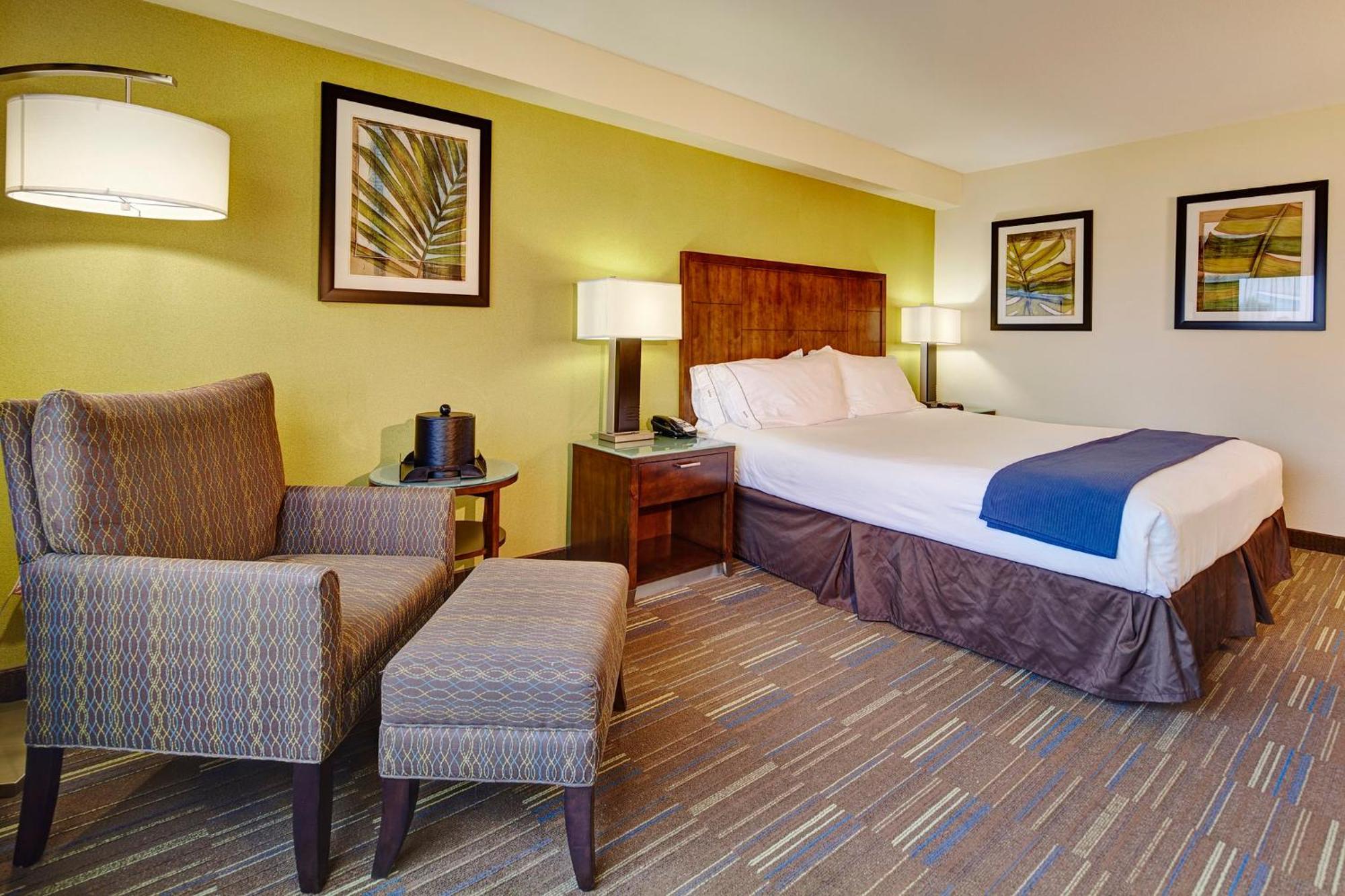 Hotel Express San Diego South - National By Ihg National City