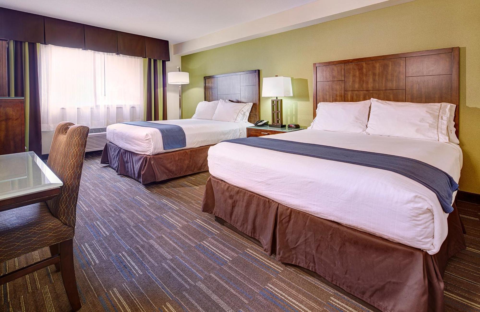 Express San Diego South - National By Ihg 2* National City