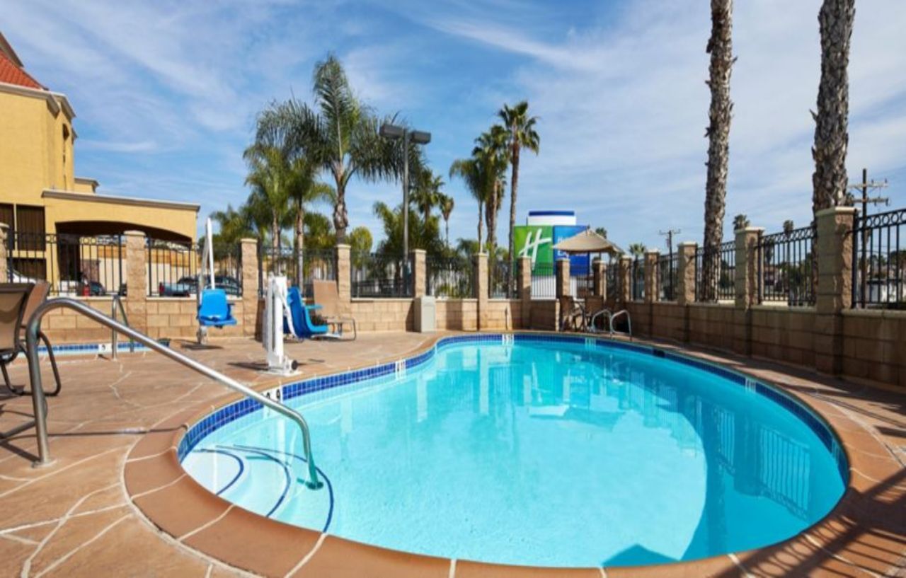 Hotel Express San Diego South - National By Ihg National City